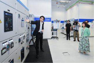 Senior Minister of State, Ministry of Sustainability and the Environment, tours the newly opened SP-CHINT Smart Electrical Power Training Lab 